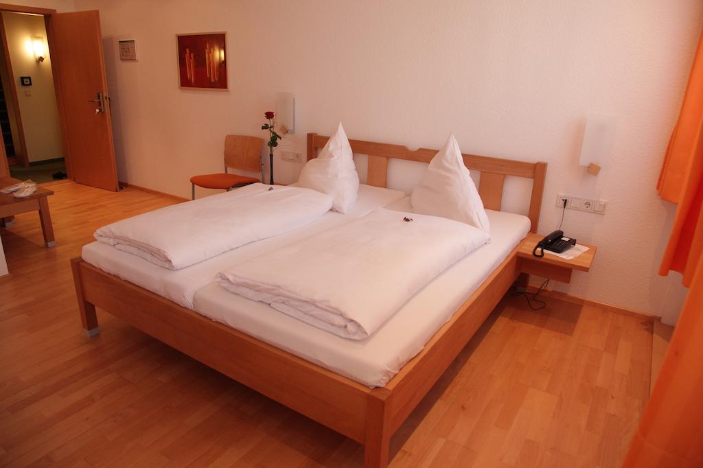 Gasthof Hotel Bauer ヘルスブルック 部屋 写真