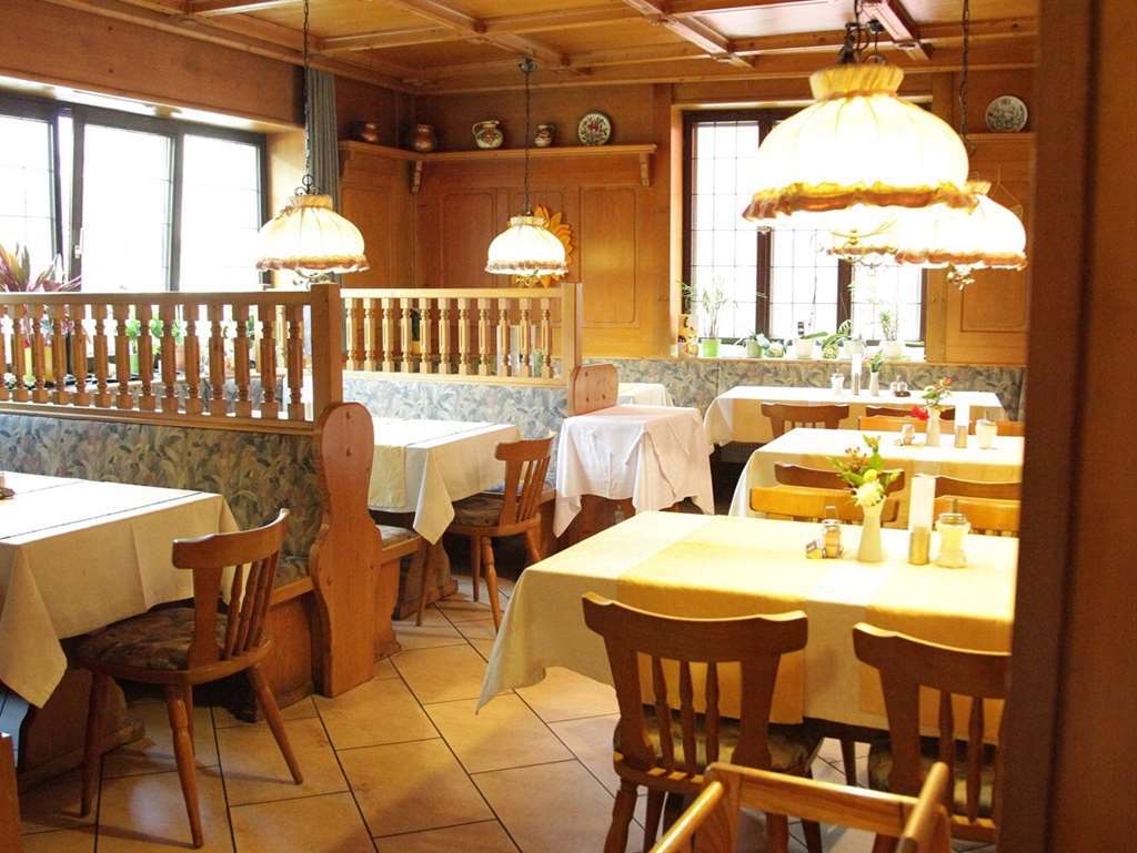 Gasthof Hotel Bauer ヘルスブルック レストラン 写真